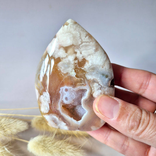 Gemstone Druzy Pink Amethyst flame 123g (Pink Amethyst)